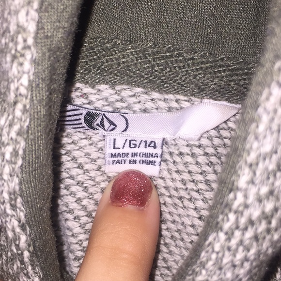 green quick silver sweater - Picture 3 of 3